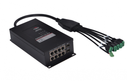 用创新为智慧杆行业应用赋能。EbpayBMG8100智能网关，业内首创引出式防水线设计、有线与无线通信+边缘控制+供电管理于一体的强大配置，是智慧路灯杆系统的核心。