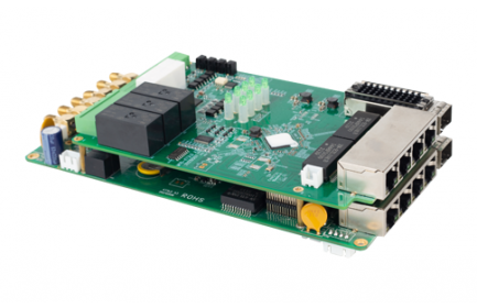 Ebpay5G+WiFi6 工业CPE网关，主要应用于智慧矿山、智慧隧道、智慧城市等领域。集5G和WIFI6于一体，将5G的低时延和高带宽与WI-FI6兼容性好和成本低优势完美结合，打造智慧矿山一张网。